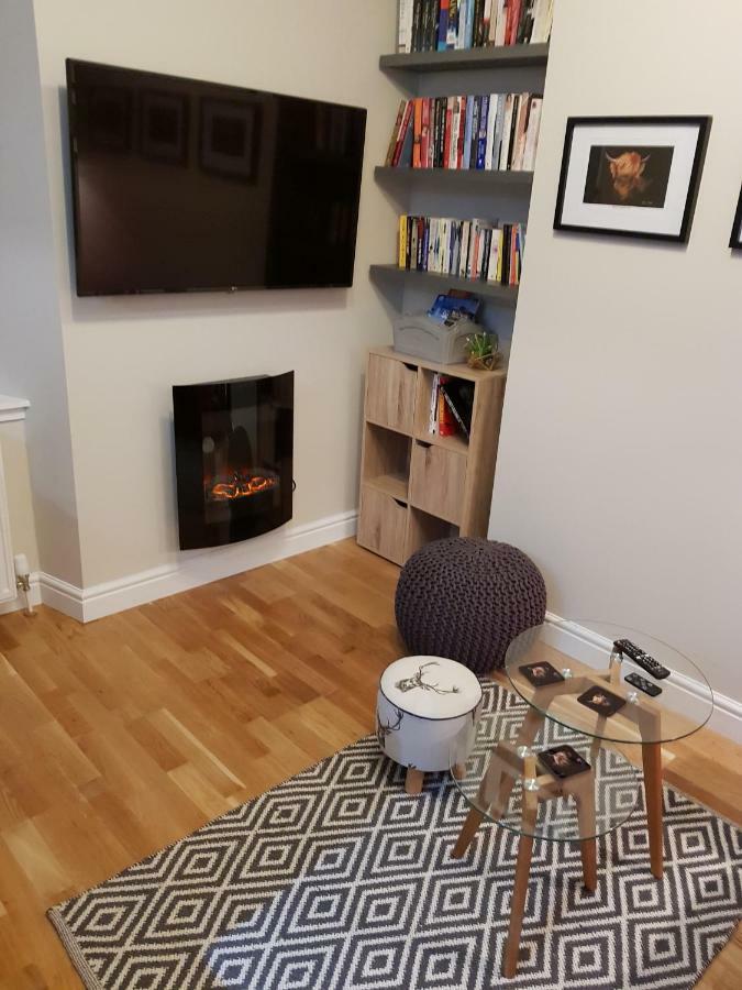 Smart & Cozy Holiday Apartment In The City Centre Инвернес Екстериор снимка