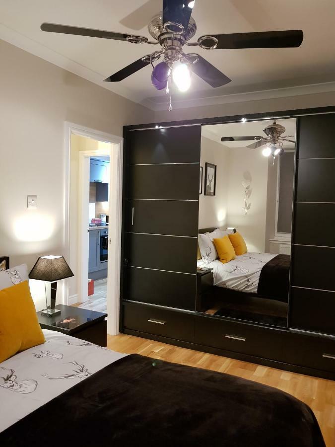 Smart & Cozy Holiday Apartment In The City Centre Инвернес Екстериор снимка