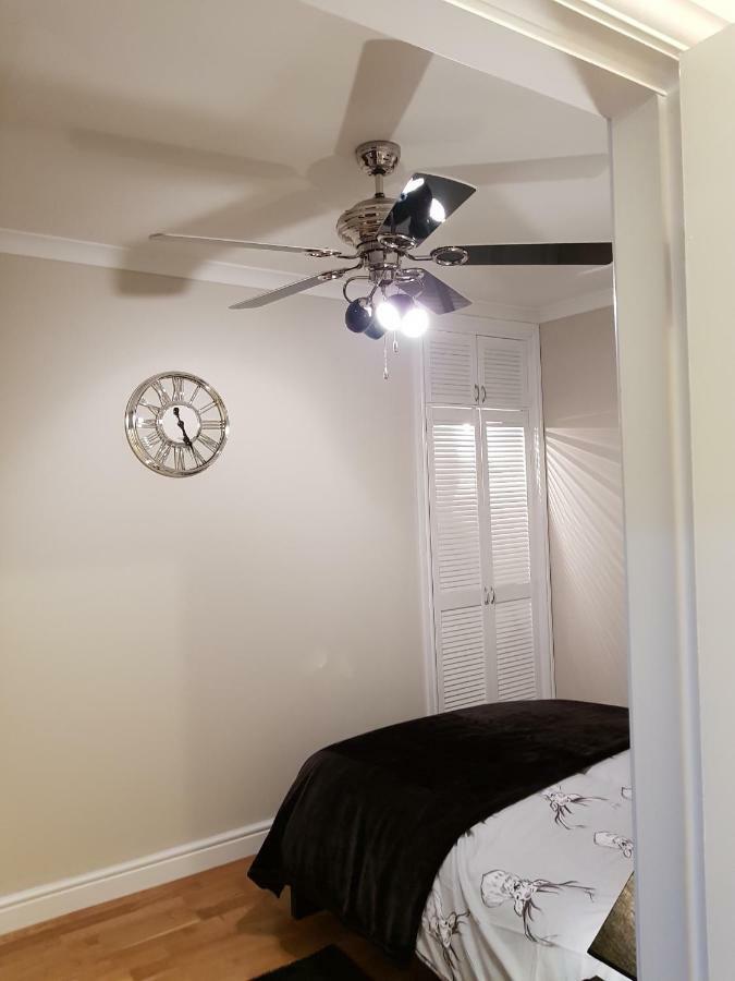 Smart & Cozy Holiday Apartment In The City Centre Инвернес Екстериор снимка